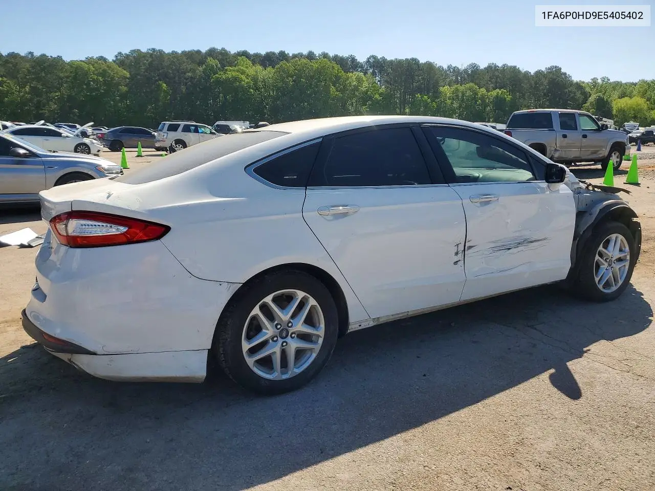 1FA6P0HD9E5405402 2014 Ford Fusion Se