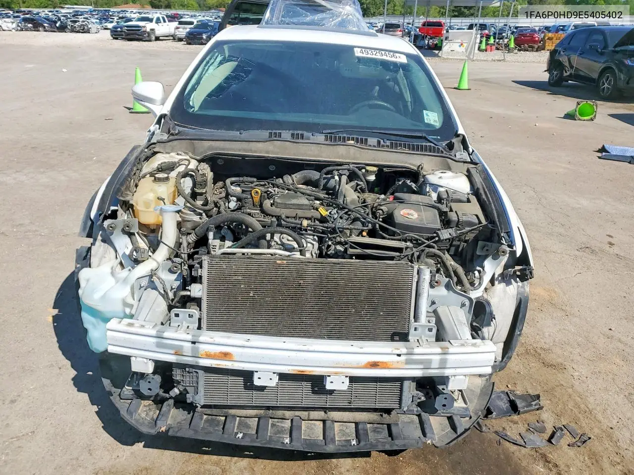 1FA6P0HD9E5405402 2014 Ford Fusion Se