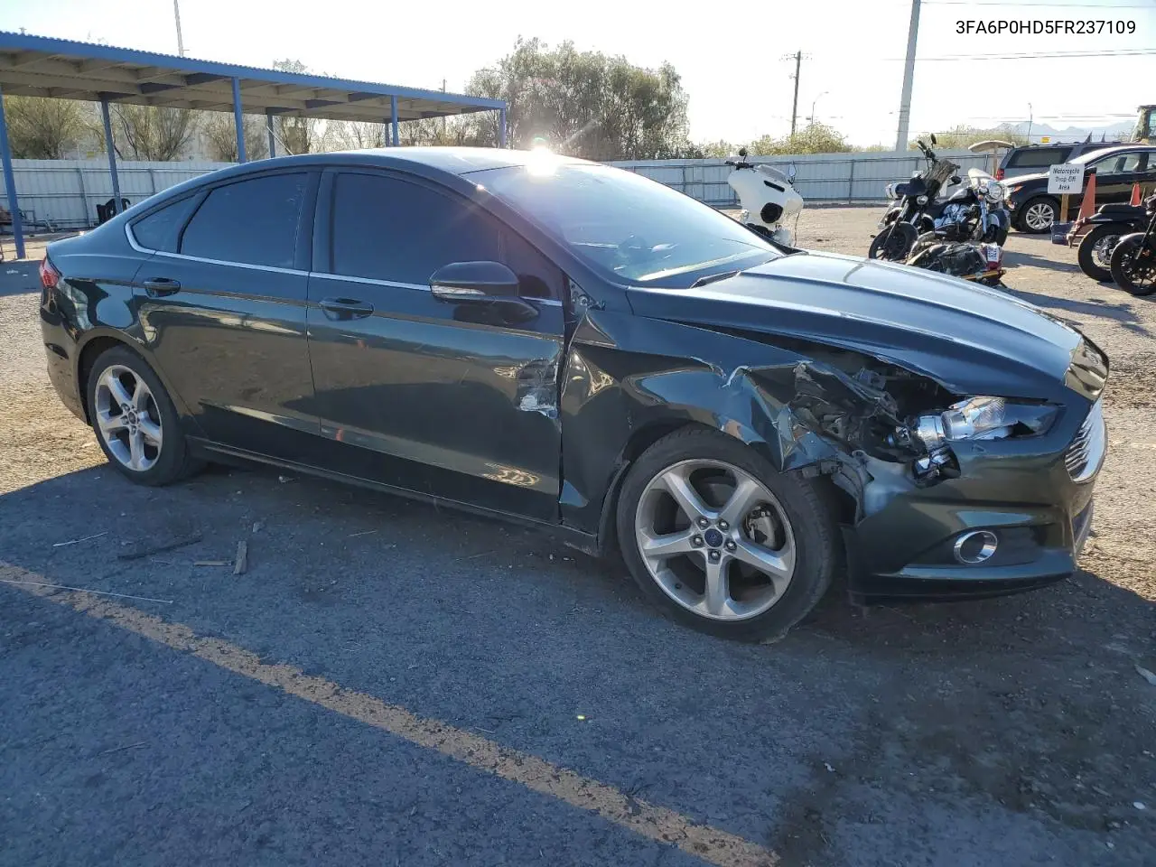 3FA6P0HD5FR237109 2015 Ford Fusion Se