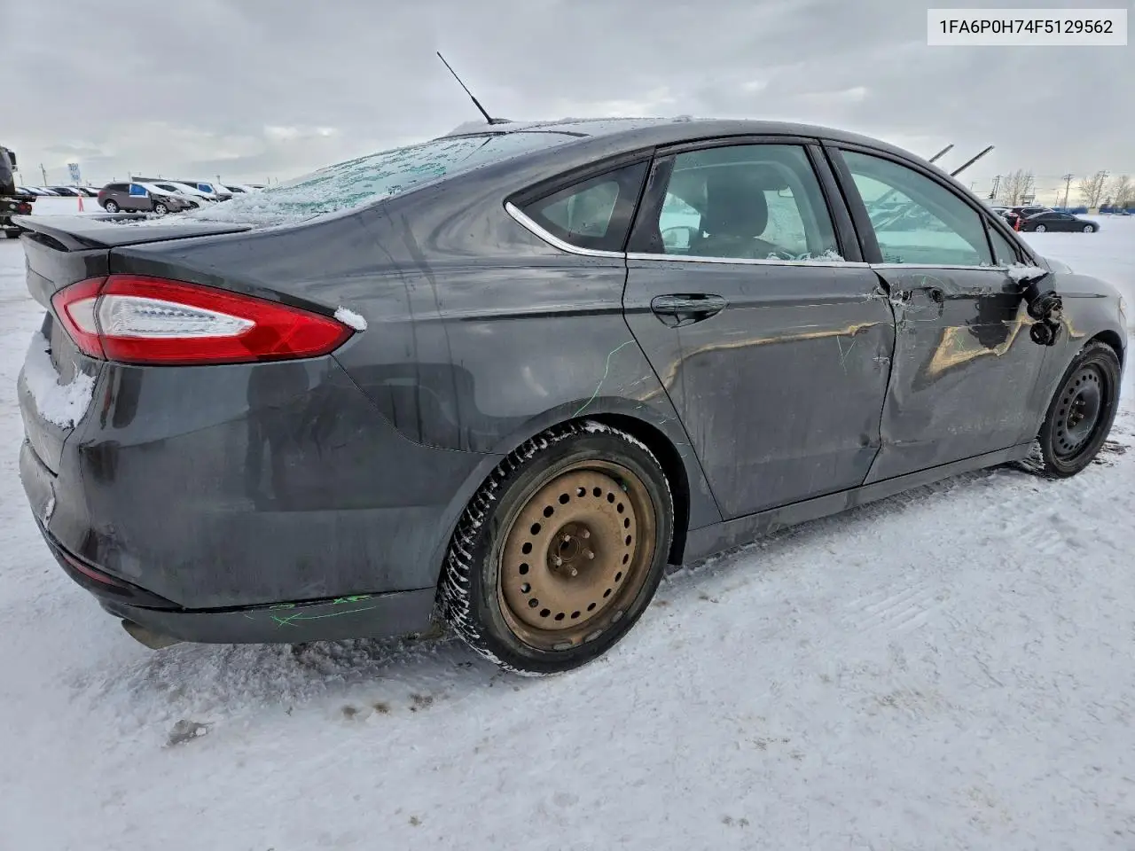 1FA6P0H74F5129562 2015 Ford Fusion Se