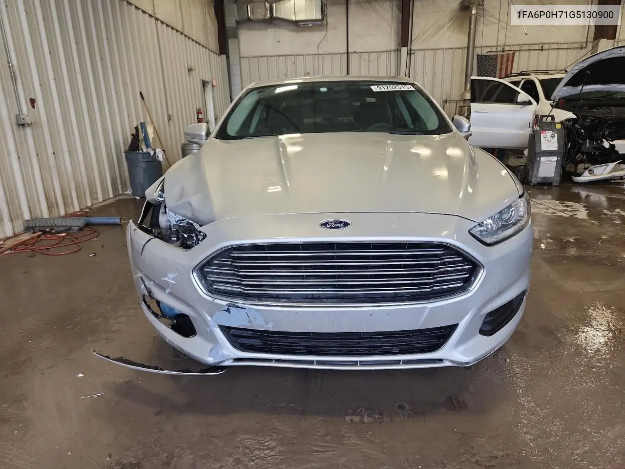 1FA6P0H71G5130900 2016 Ford Fusion Se