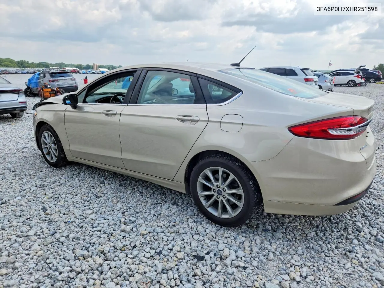 3FA6P0H7XHR251598 2017 Ford Fusion Se