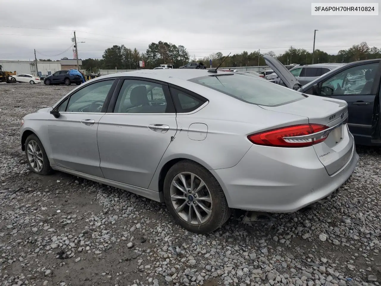 3FA6P0H70HR410824 2017 Ford Fusion Se