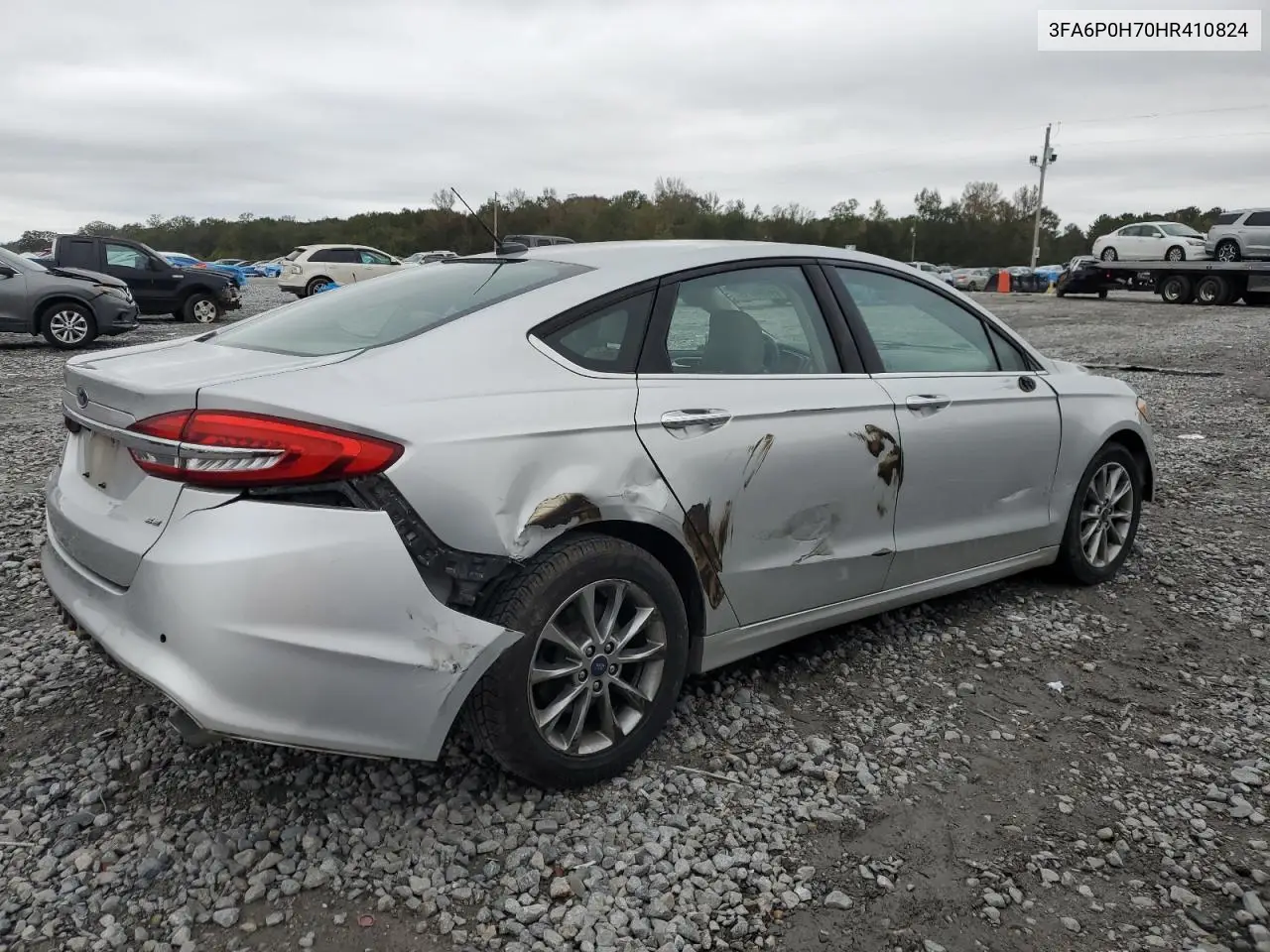 3FA6P0H70HR410824 2017 Ford Fusion Se