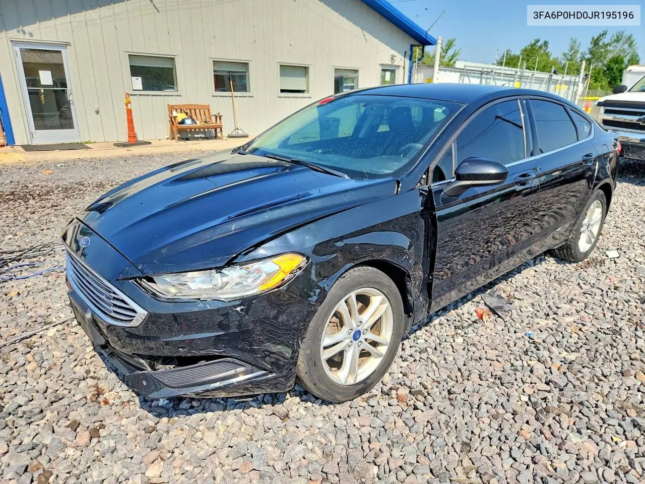 3FA6P0HD0JR195196 2018 Ford Fusion Se