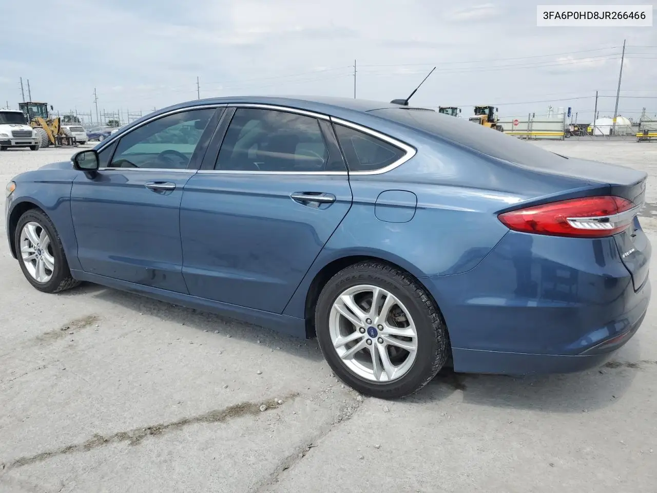 3FA6P0HD8JR266466 2018 Ford Fusion Se