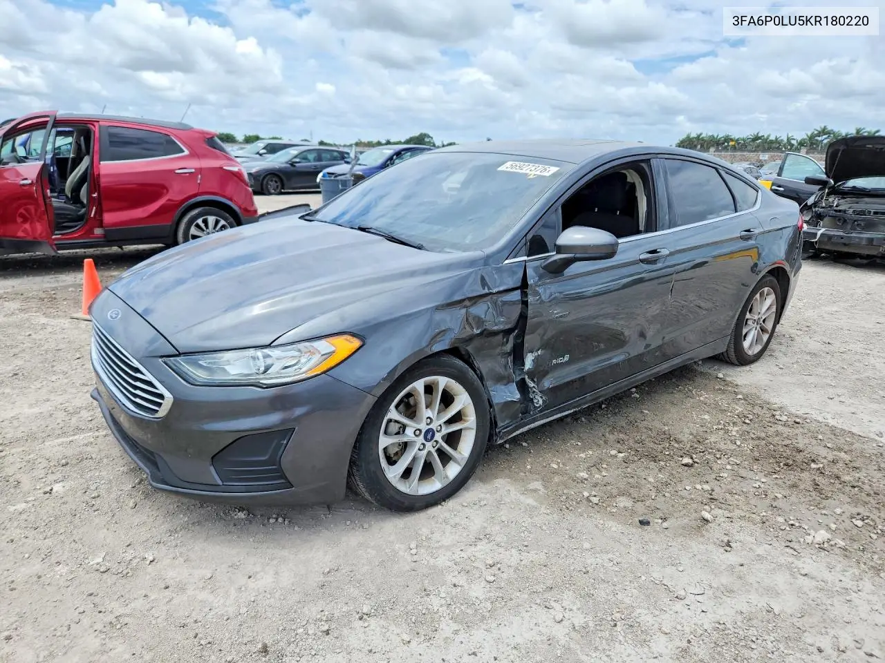 2019 Ford Fusion Se VIN: 3FA6P0LU5KR180220 Lot: 56927376