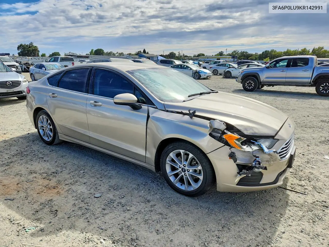 2019 Ford Fusion Se VIN: 3FA6P0LU9KR142991 Lot: 61044576