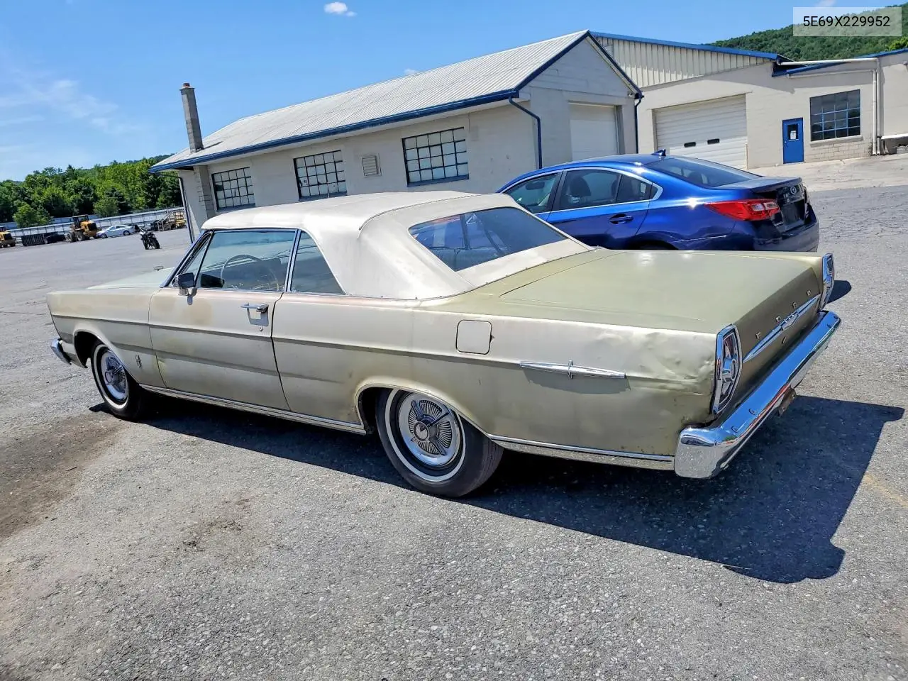 1965 Ford Galaxie 500 Xl VIN: 5E69X229952 Lot: 55748346