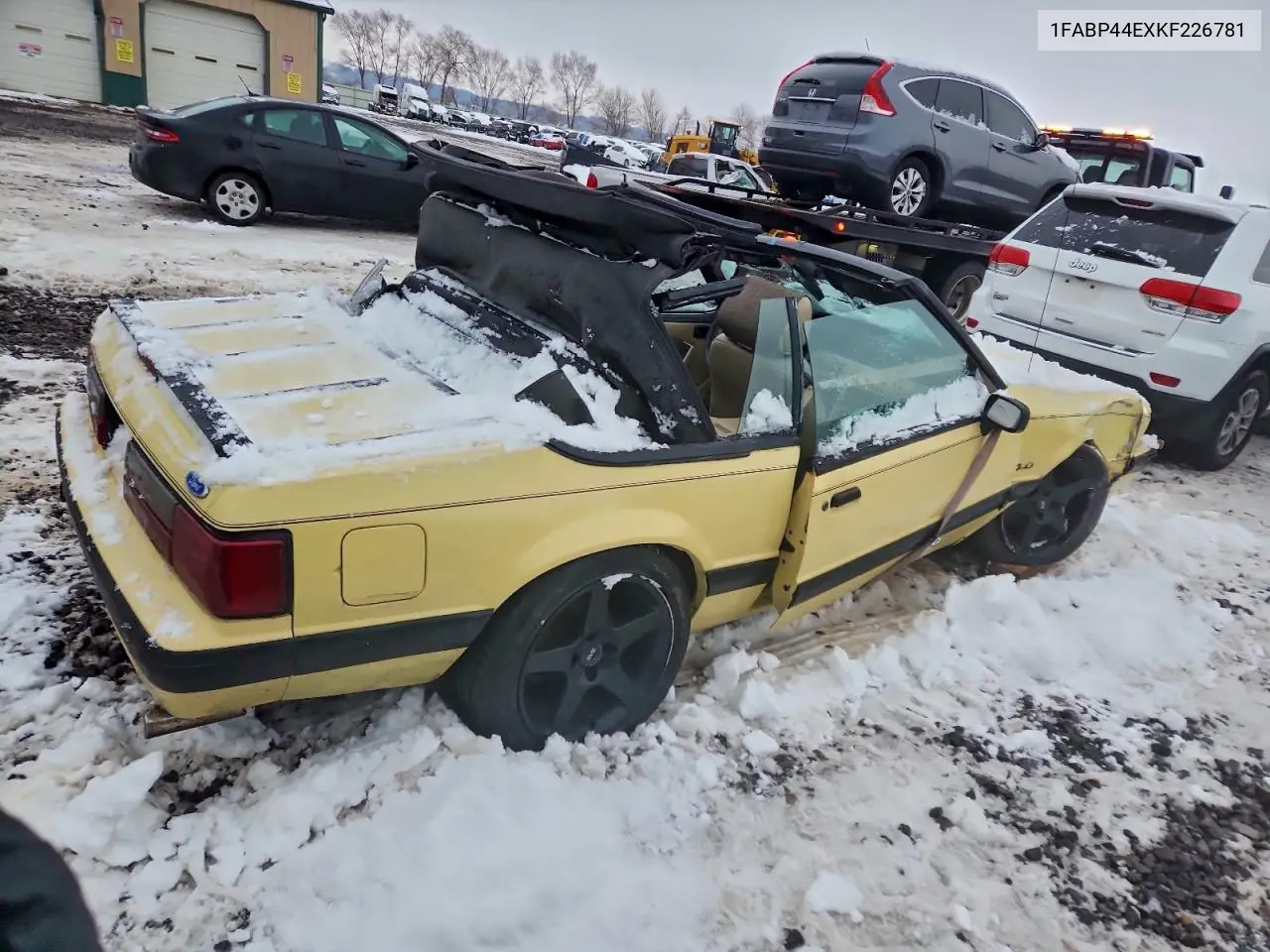1FABP44EXKF226781 1989 Ford Mustang Lx