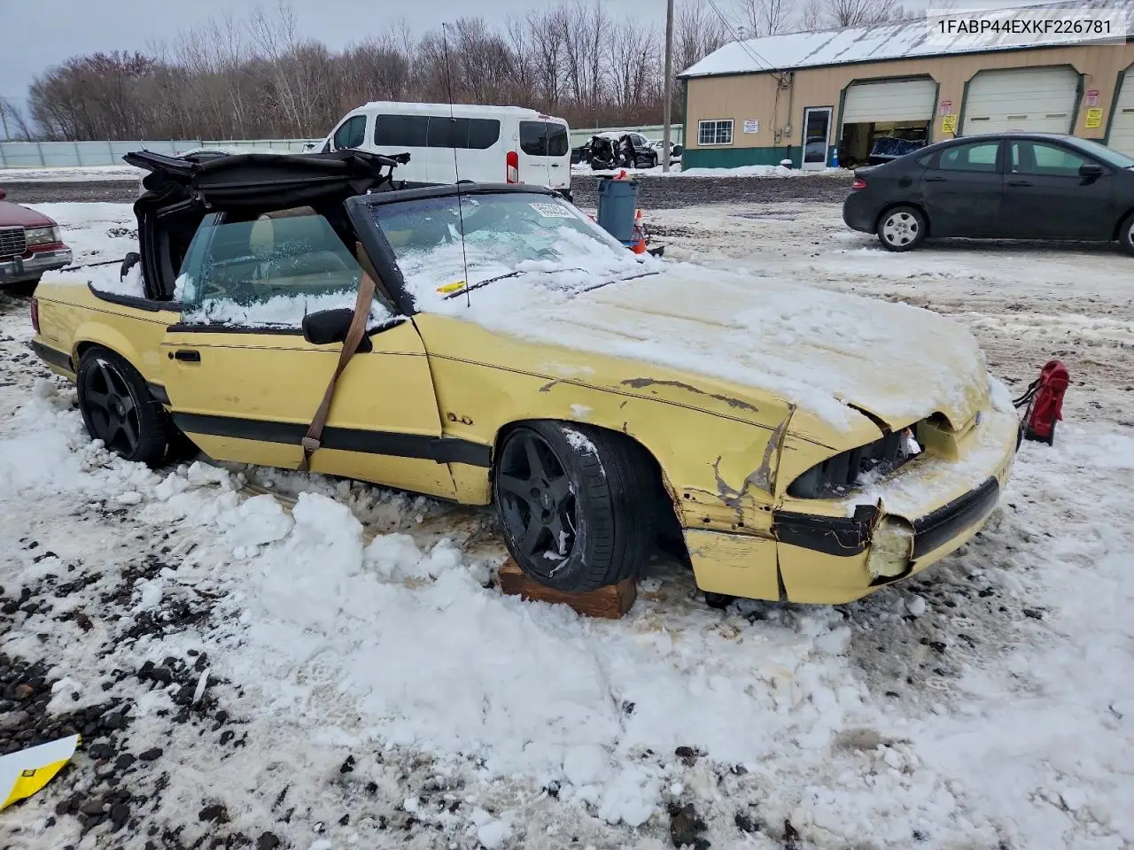 1FABP44EXKF226781 1989 Ford Mustang Lx