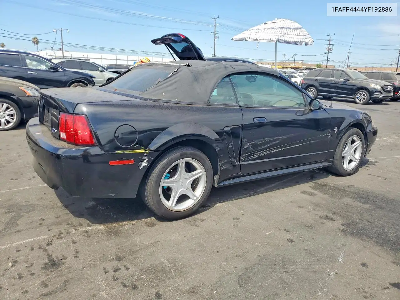 2000 Ford Mustang VIN: 1FAFP4444YF192886 Lot: 61594476
