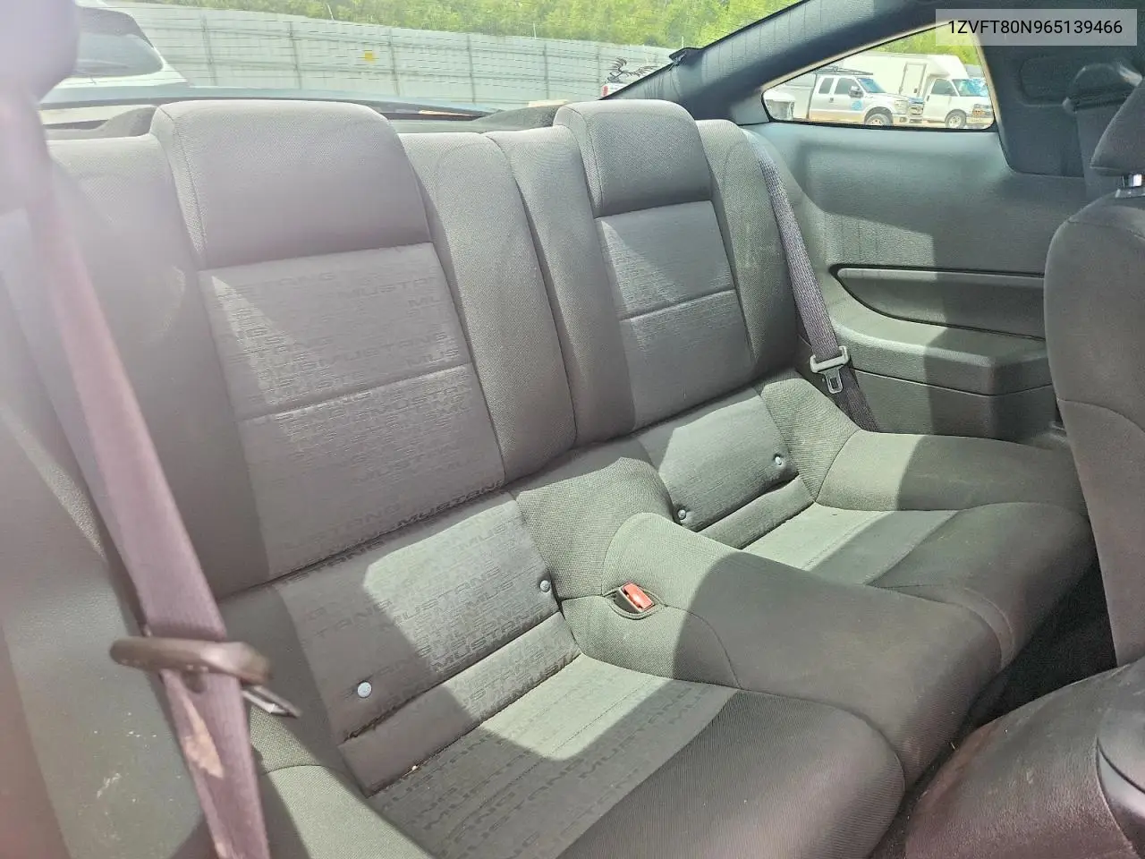 2006 Ford Mustang VIN: 1ZVFT80N965139466 Lot: 60158406