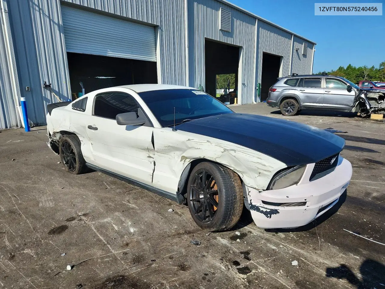 1ZVFT80N575240456 2007 Ford Mustang