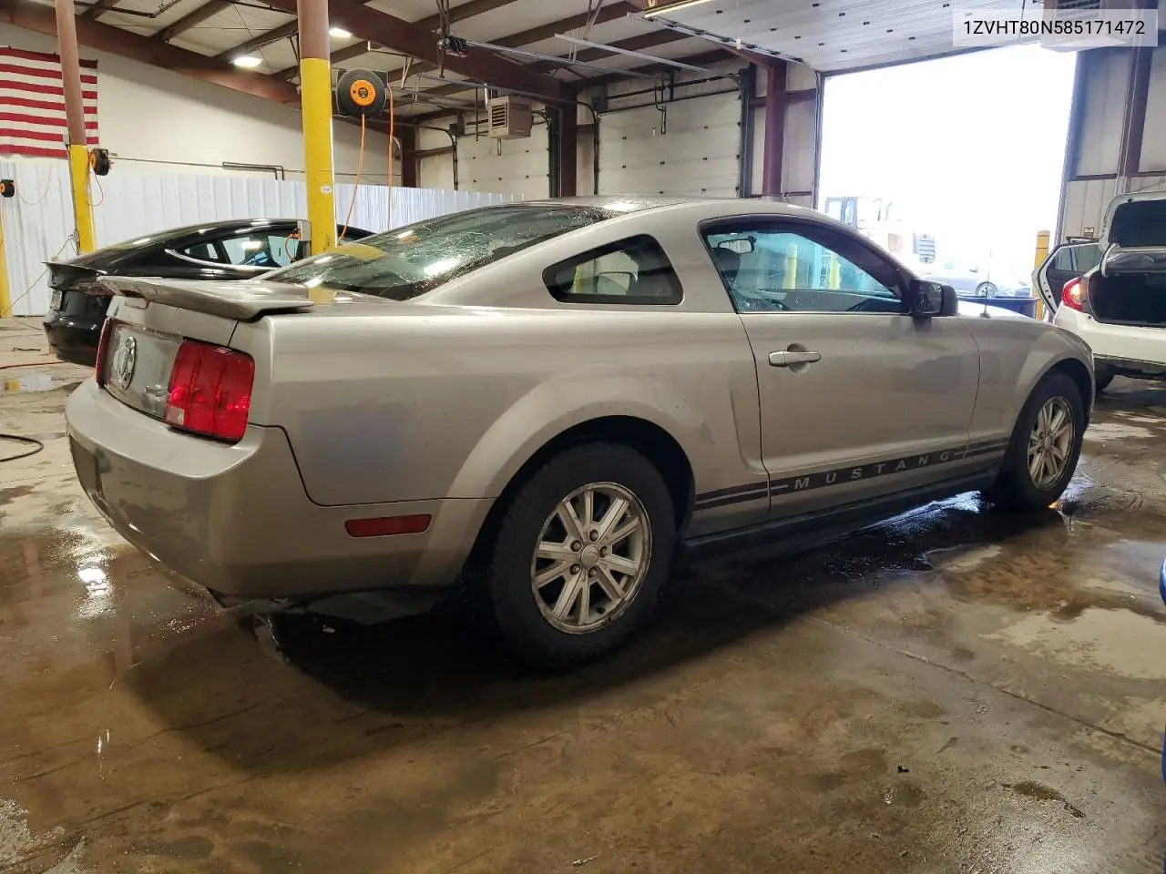1ZVHT80N585171472 2008 Ford Mustang