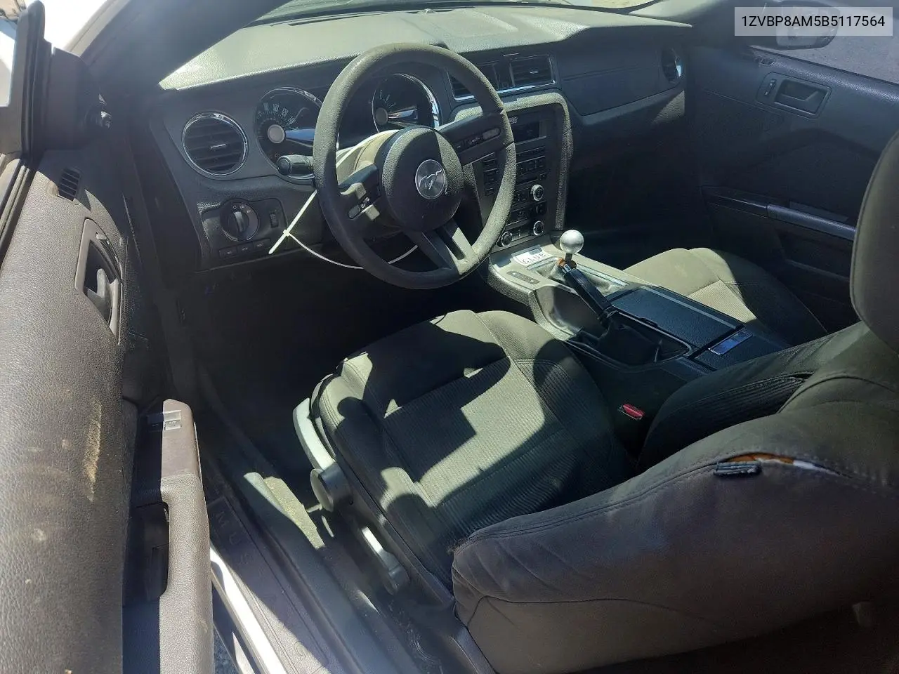 2011 Ford Mustang VIN: 1ZVBP8AM5B5117564 Lot: 60477286