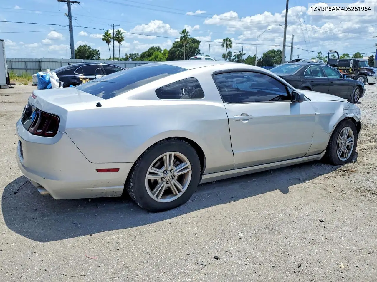 1ZVBP8AM4D5251954 2013 Ford Mustang