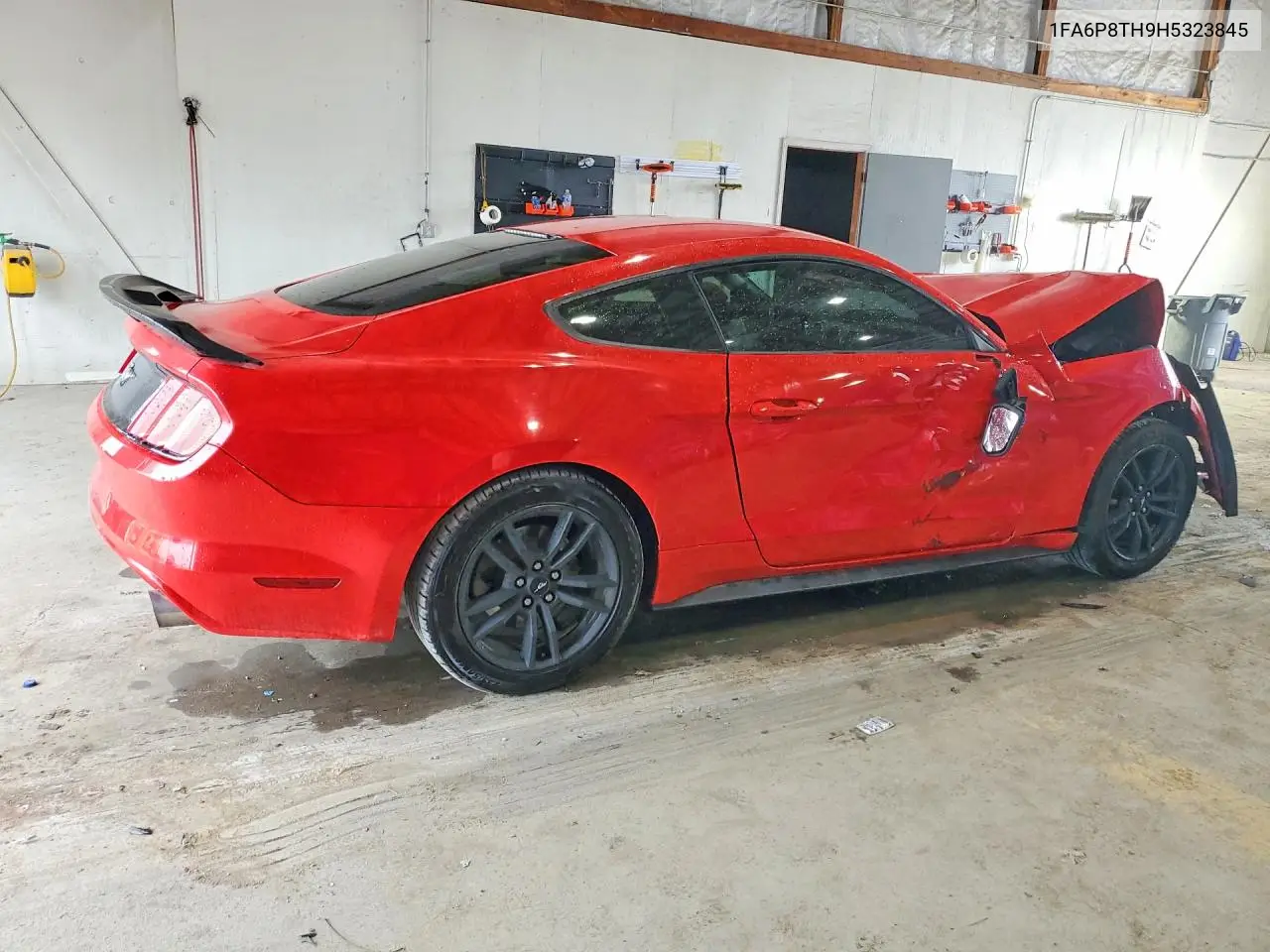 2017 Ford Mustang VIN: 1FA6P8TH9H5323845 Lot: 60315866