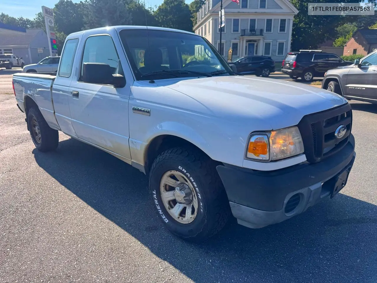 2011 Ford Ranger Super Cab VIN: 1FTLR1FE0BPA57563 Lot: 61820806