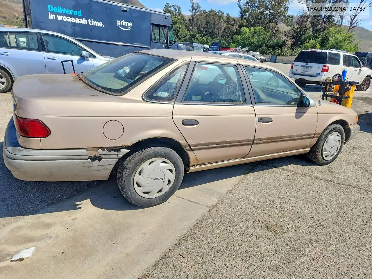1992 Ford Taurus Gl VIN: 1FACP52U2NA194737 Lot: 59049806