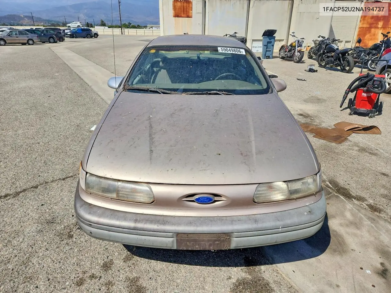 1992 Ford Taurus Gl VIN: 1FACP52U2NA194737 Lot: 59049806