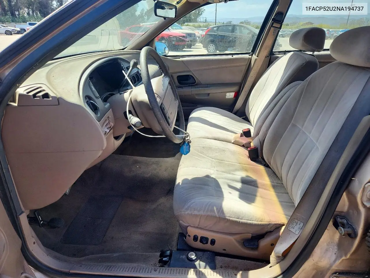 1992 Ford Taurus Gl VIN: 1FACP52U2NA194737 Lot: 59049806