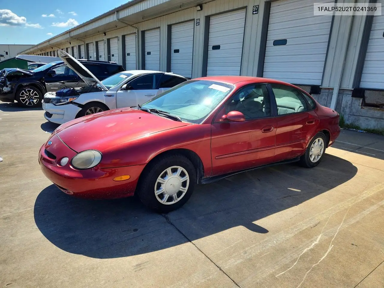 1996 Ford Taurus Gl VIN: 1FALP52U2TG241369 Lot: 61025336