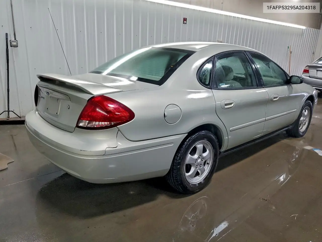 1FAFP53295A204318 2005 Ford Taurus Se