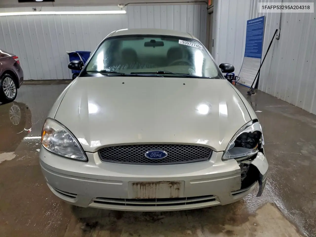 1FAFP53295A204318 2005 Ford Taurus Se