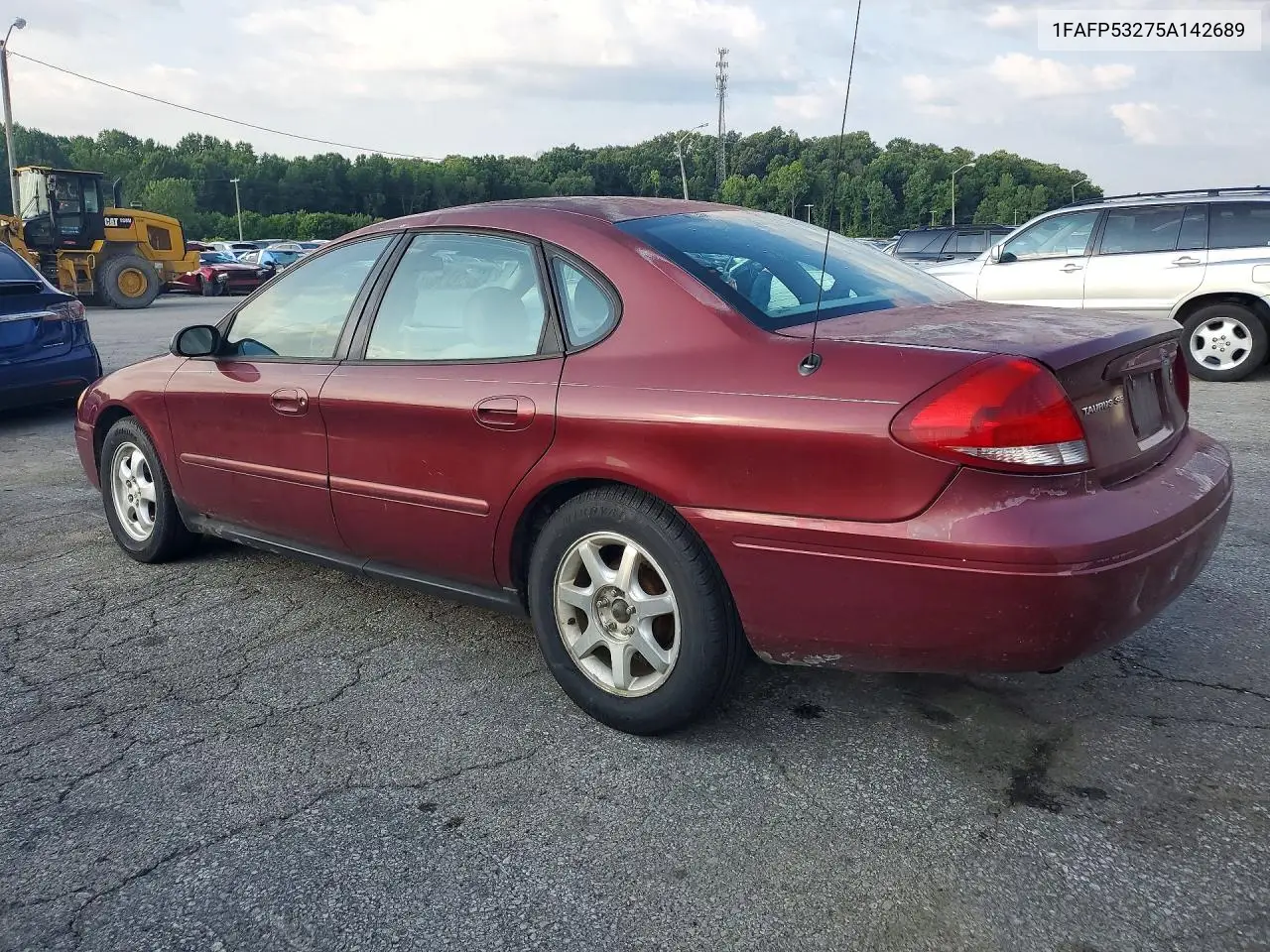 2005 Ford Taurus Se VIN: 1FAFP53275A142689 Lot: 61840826