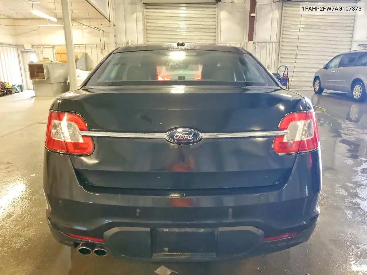 2010 Ford Taurus Limited VIN: 1FAHP2FW7AG107373 Lot: 59695286