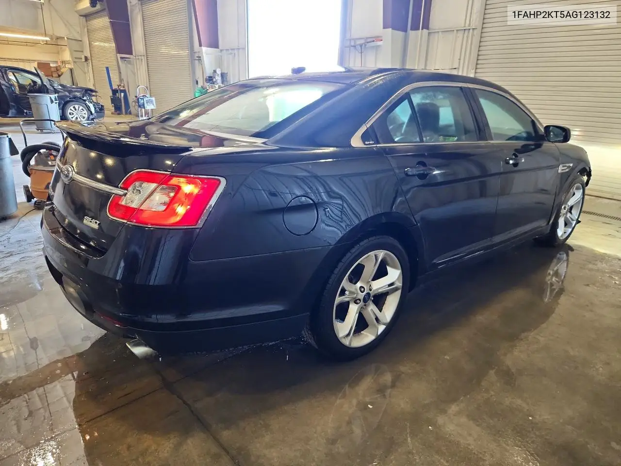 2010 Ford Taurus Sho VIN: 1FAHP2KT5AG123132 Lot: 60585206