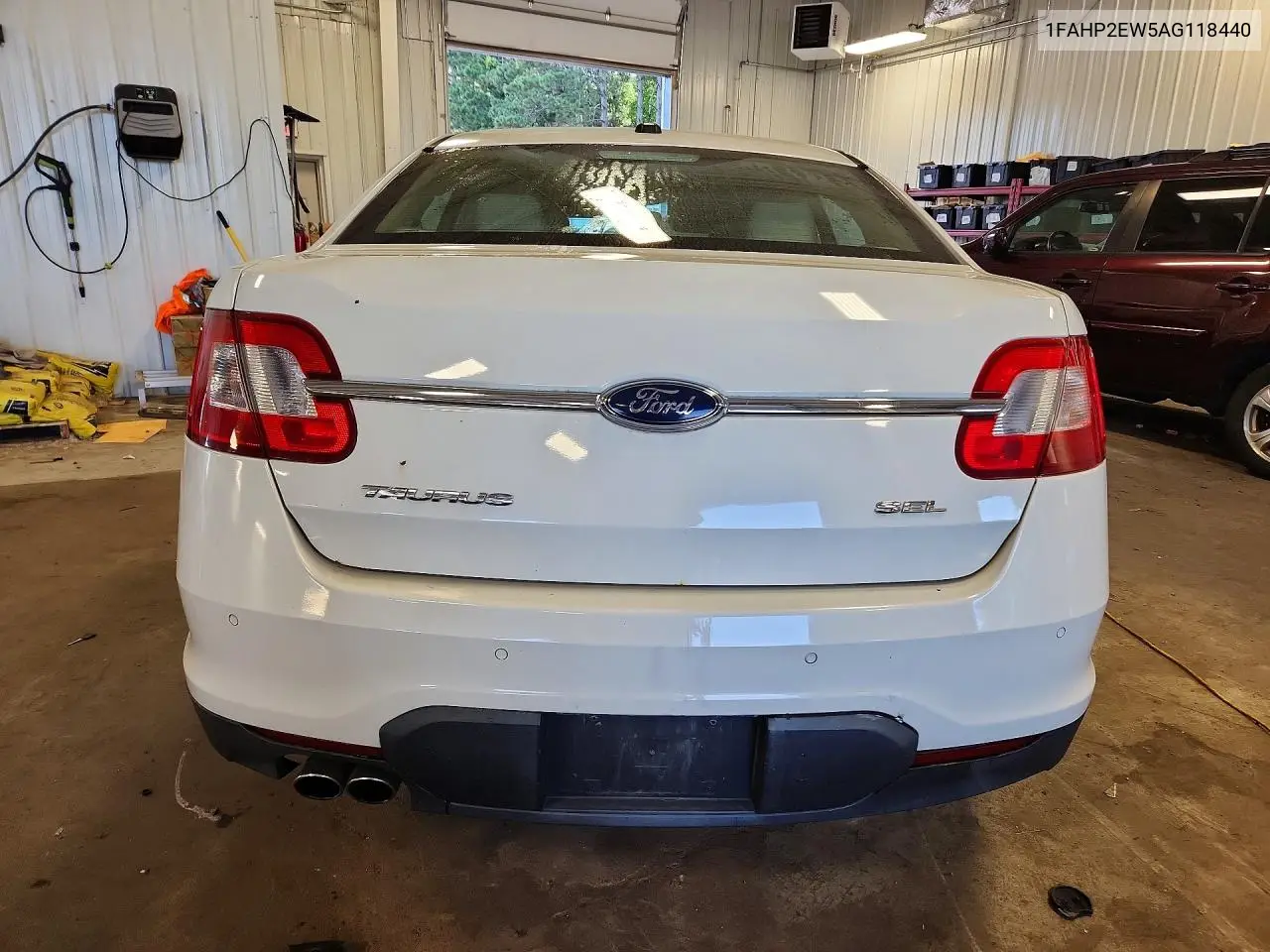 2010 Ford Taurus Sel VIN: 1FAHP2EW5AG118440 Lot: 60987306