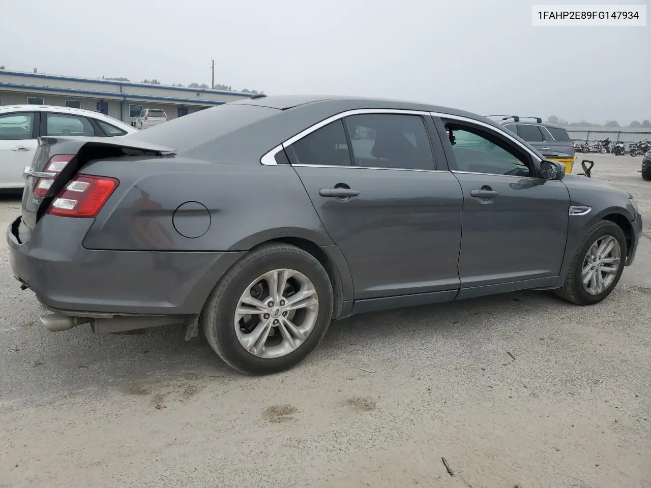 1FAHP2E89FG147934 2015 Ford Taurus Sel