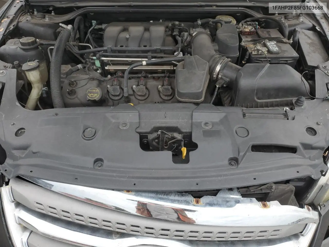 1FAHP2F85FG103668 2015 Ford Taurus Limited