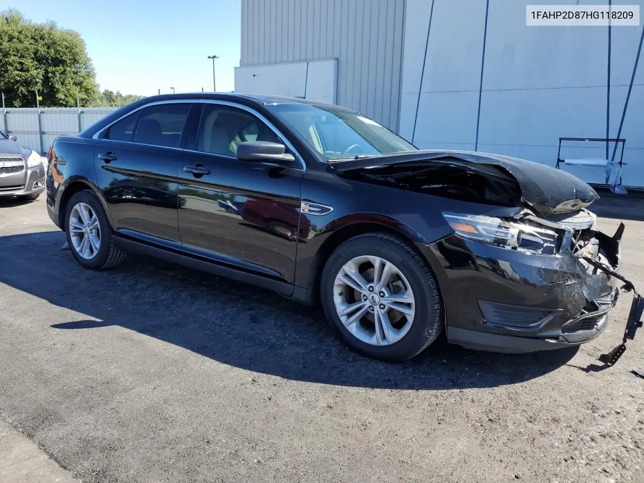 1FAHP2D87HG118209 2017 Ford Taurus Se
