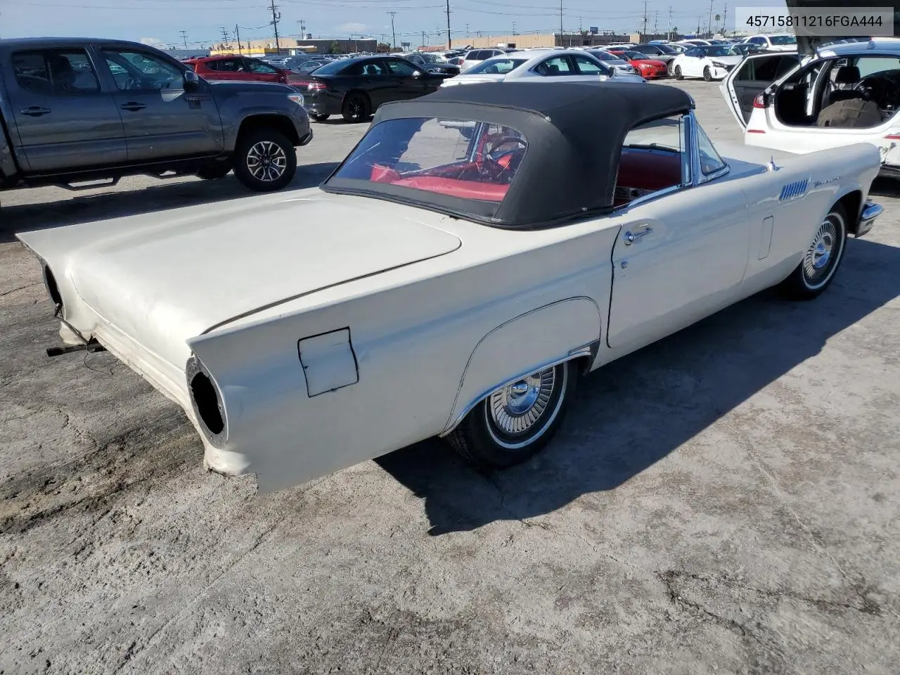 1957 Ford Thunde VIN: 45715811216FGA444 Lot: 93517245