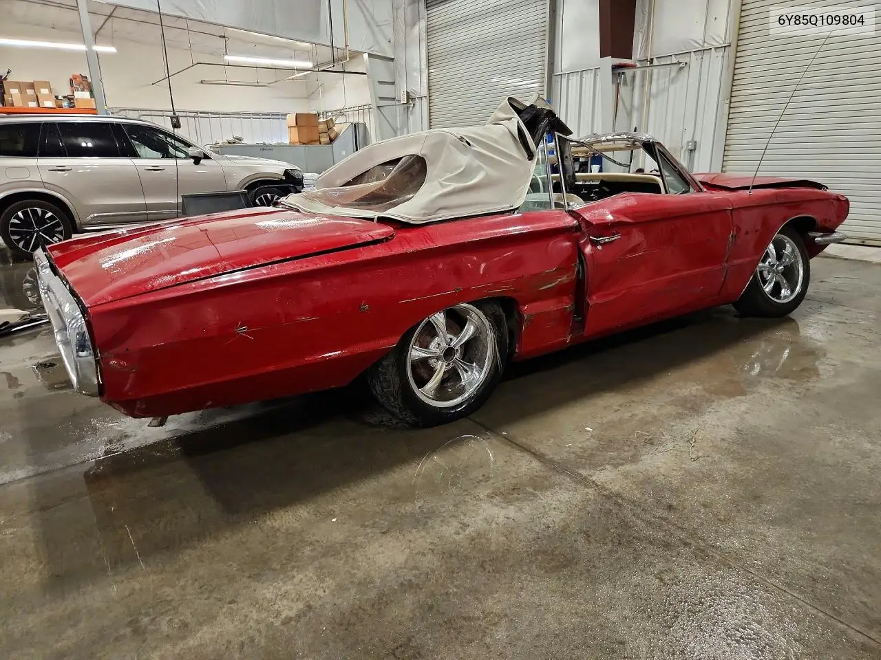 1966 Ford T Bird VIN: 6Y85Q109804 Lot: 60604586