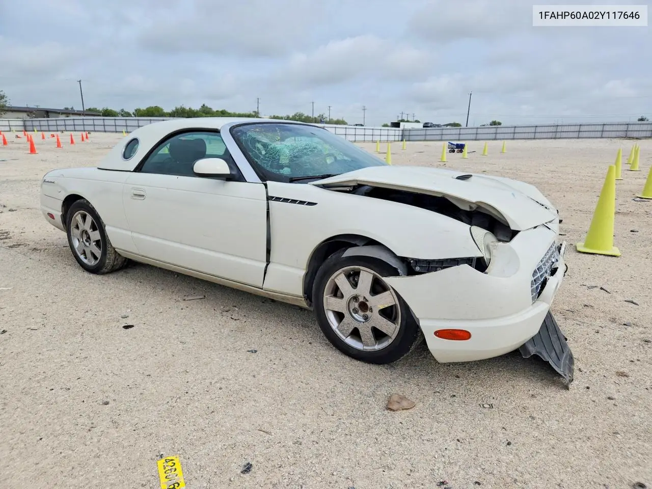 2002 Ford Thunderbird VIN: 1FAHP60A02Y117646 Lot: 61002296