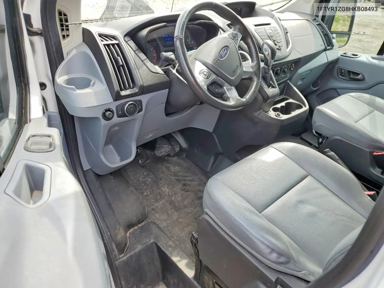 2017 Ford Transit 250 Delivery Van VIN: 1FTYR1ZG8HKB08493 Lot: 55685306