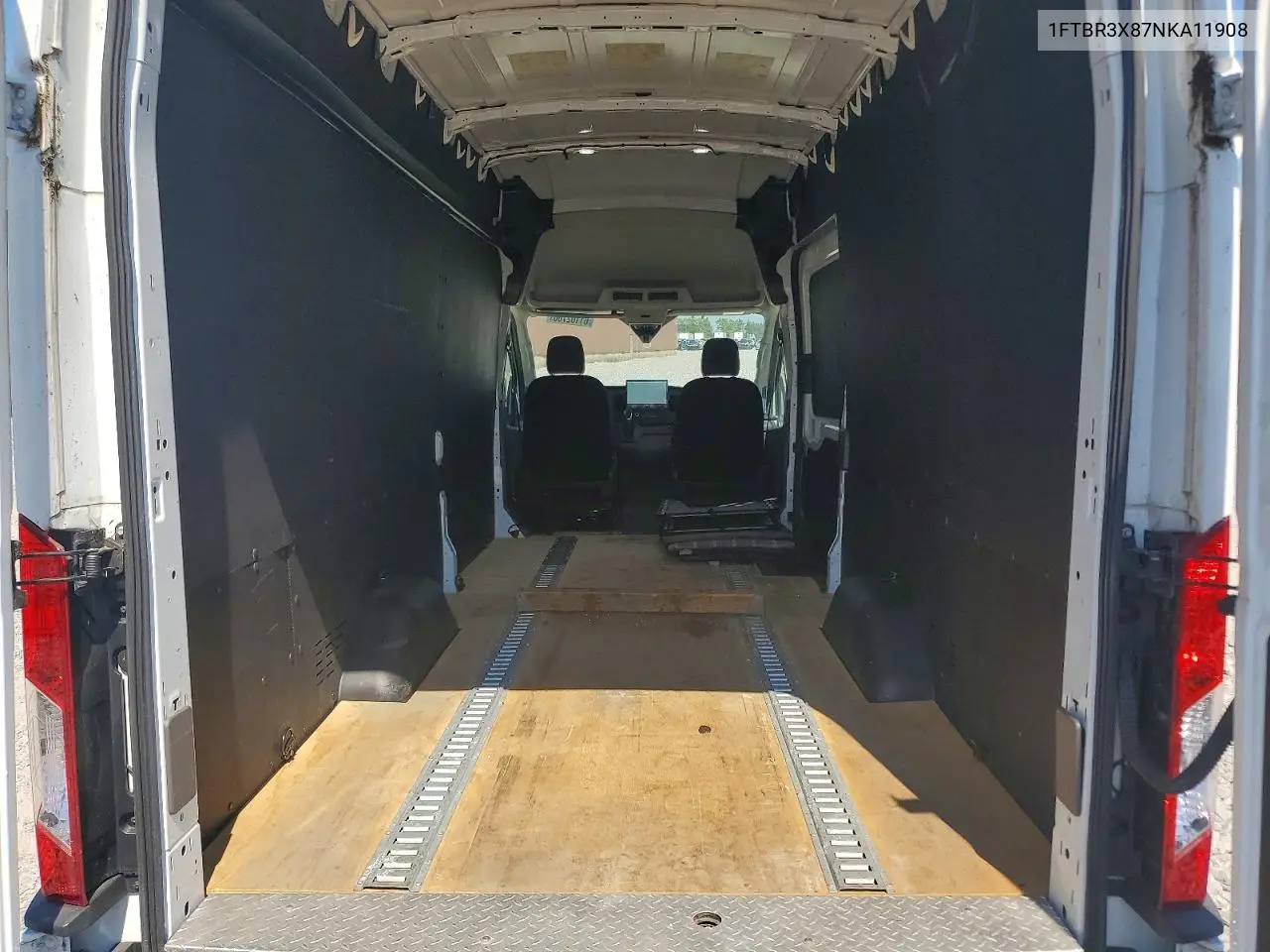 2022 Ford Transit 250 Delivery Van VIN: 1FTBR3X87NKA11908 Lot: 61102766