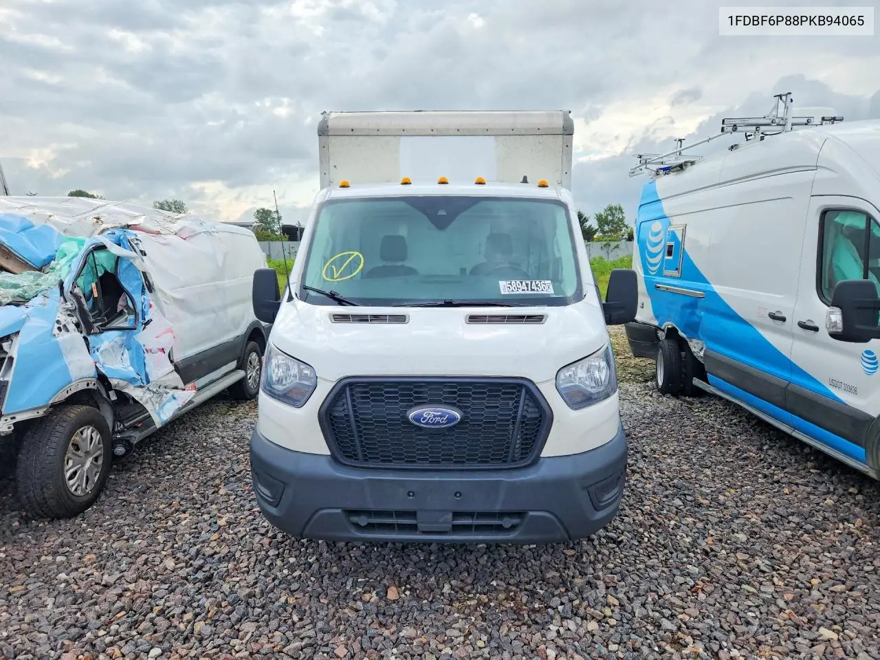 2023 Ford Transit Box Truck VIN: 1FDBF6P88PKB94065 Lot: 58947436