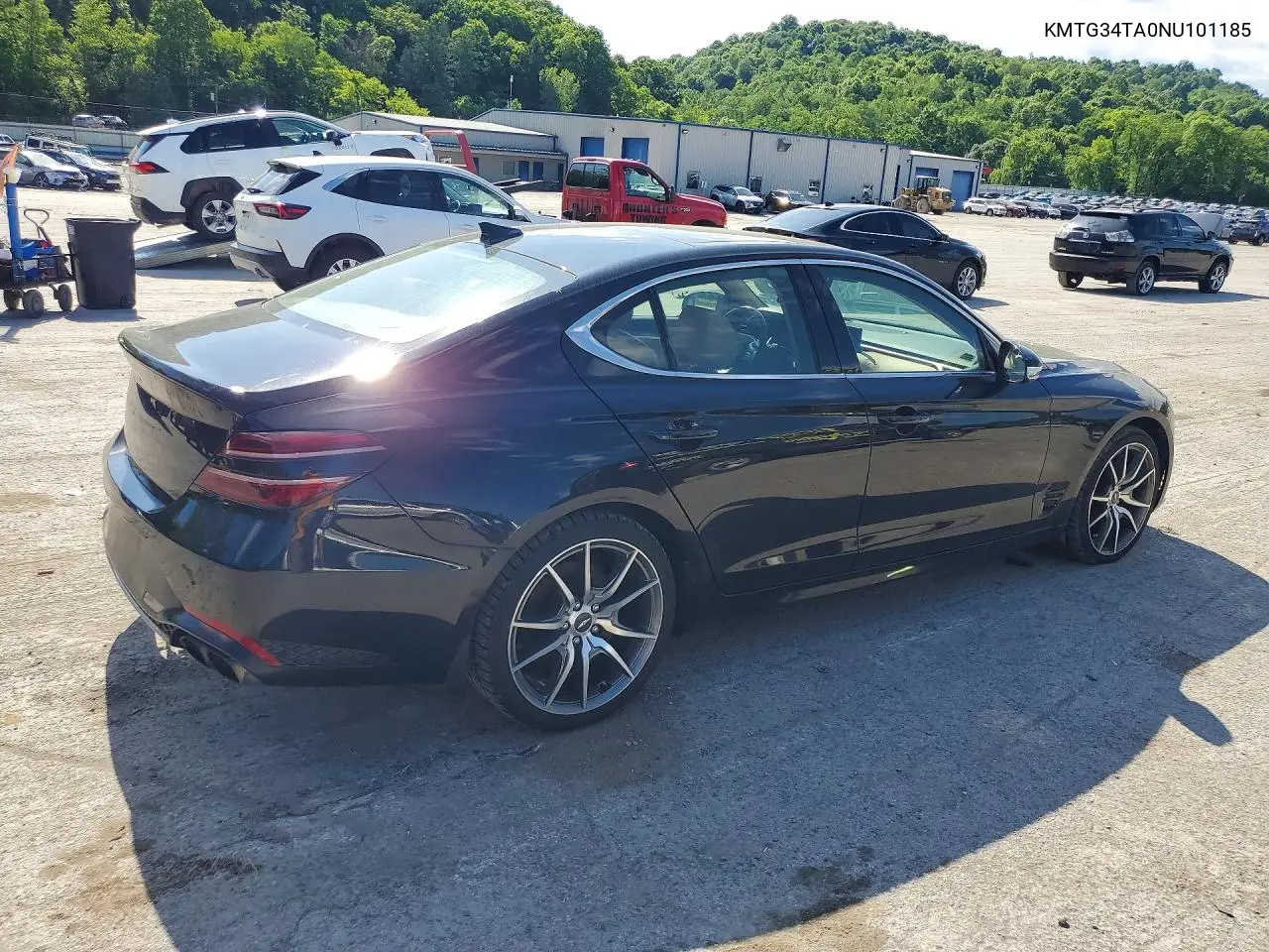 2022 Genesis G70 2.0T VIN: KMTG34TA0NU101185 Lot: 55337016