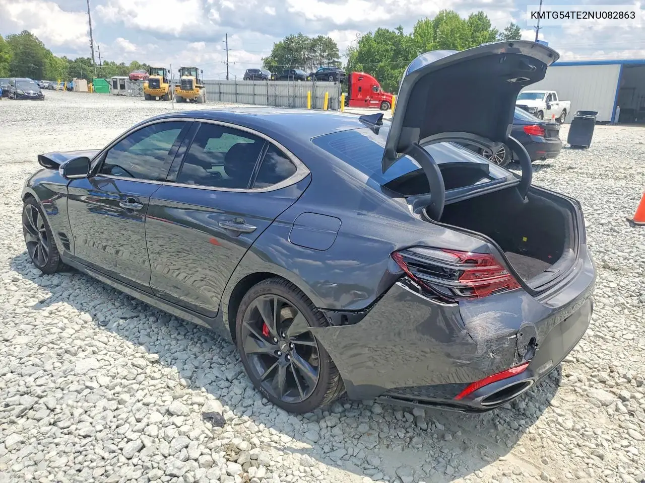 2022 Genesis G70 3.3T Standard VIN: KMTG54TE2NU082863 Lot: 60623376