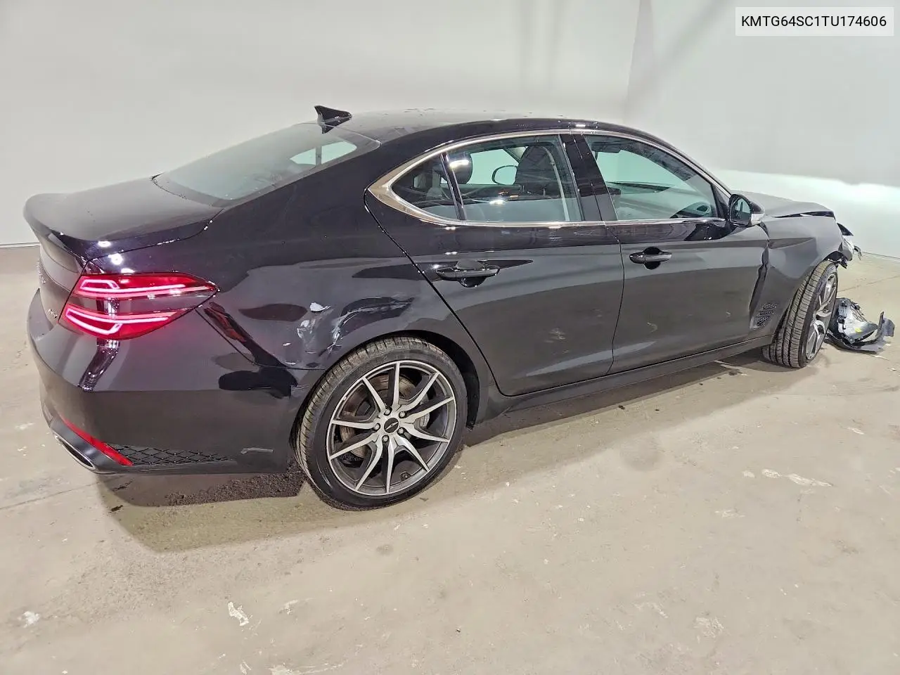 2026 Genesis G70 2.5T Standard VIN: KMTG64SC1TU174606 Lot: 58008226