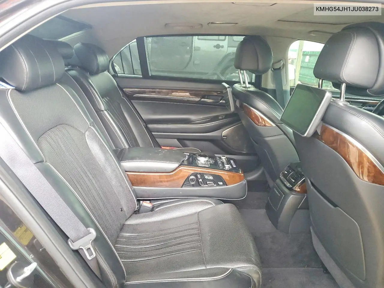 2018 Genesis G90 Ultimate VIN: KMHG54JH1JU038273 Lot: 55979306