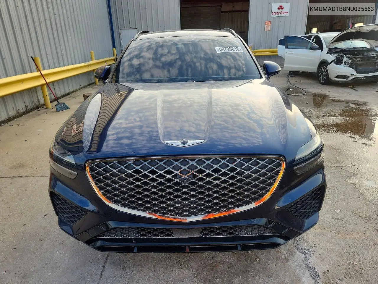 2022 Genesis Gv70 2.5T Standard VIN: KMUMADTB8NU035563 Lot: 58796616