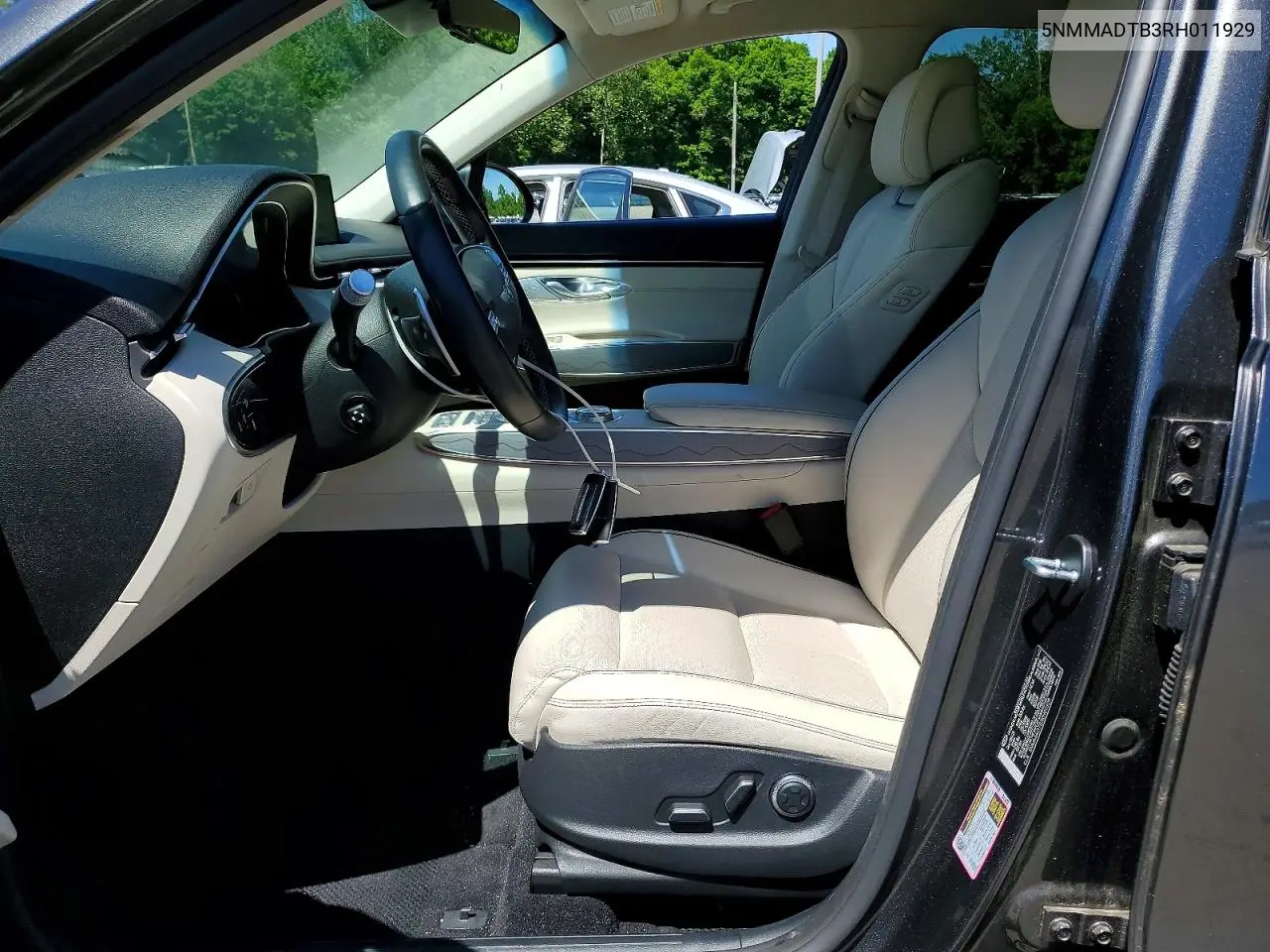 2024 Genesis Gv70 2.5T Standard VIN: 5NMMADTB3RH011929 Lot: 56354116