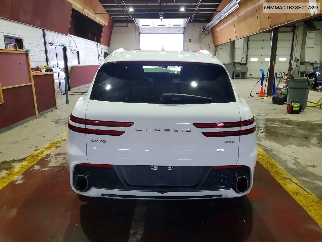 2025 Genesis Gv70 2.5T Standard VIN: 5NMMADTBXSH017393 Lot: 75685895