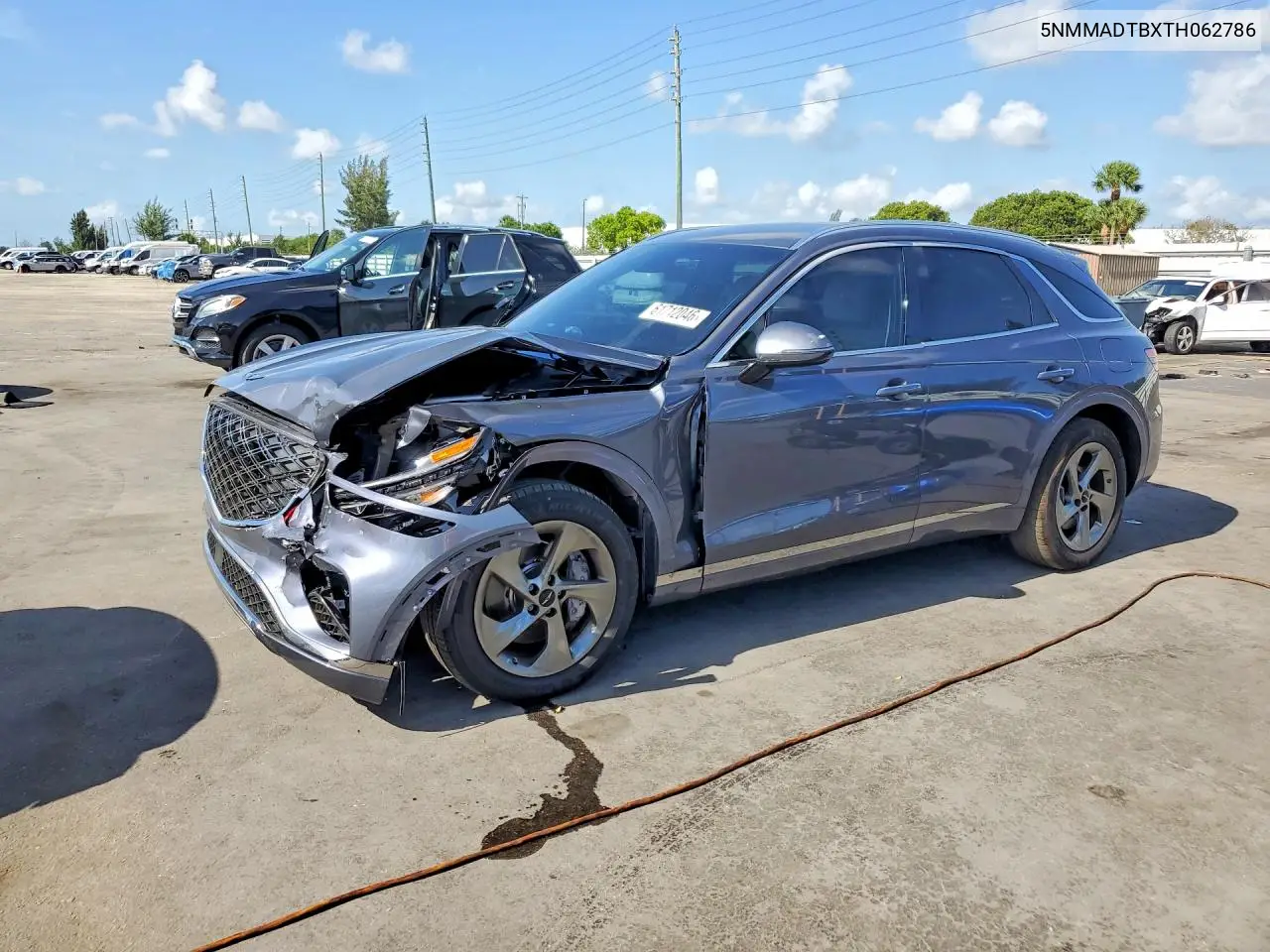 2026 Genesis Gv70 2.5T Standard VIN: 5NMMADTBXTH062786 Lot: 61712046